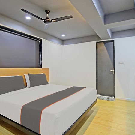 Collection O De'Pearl Hotel 苏拉特 外观 照片