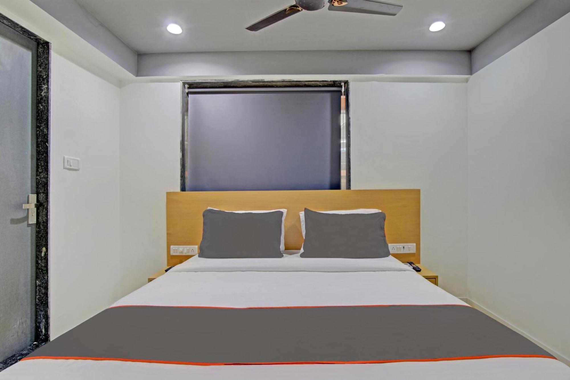 Collection O De'Pearl Hotel 苏拉特 外观 照片