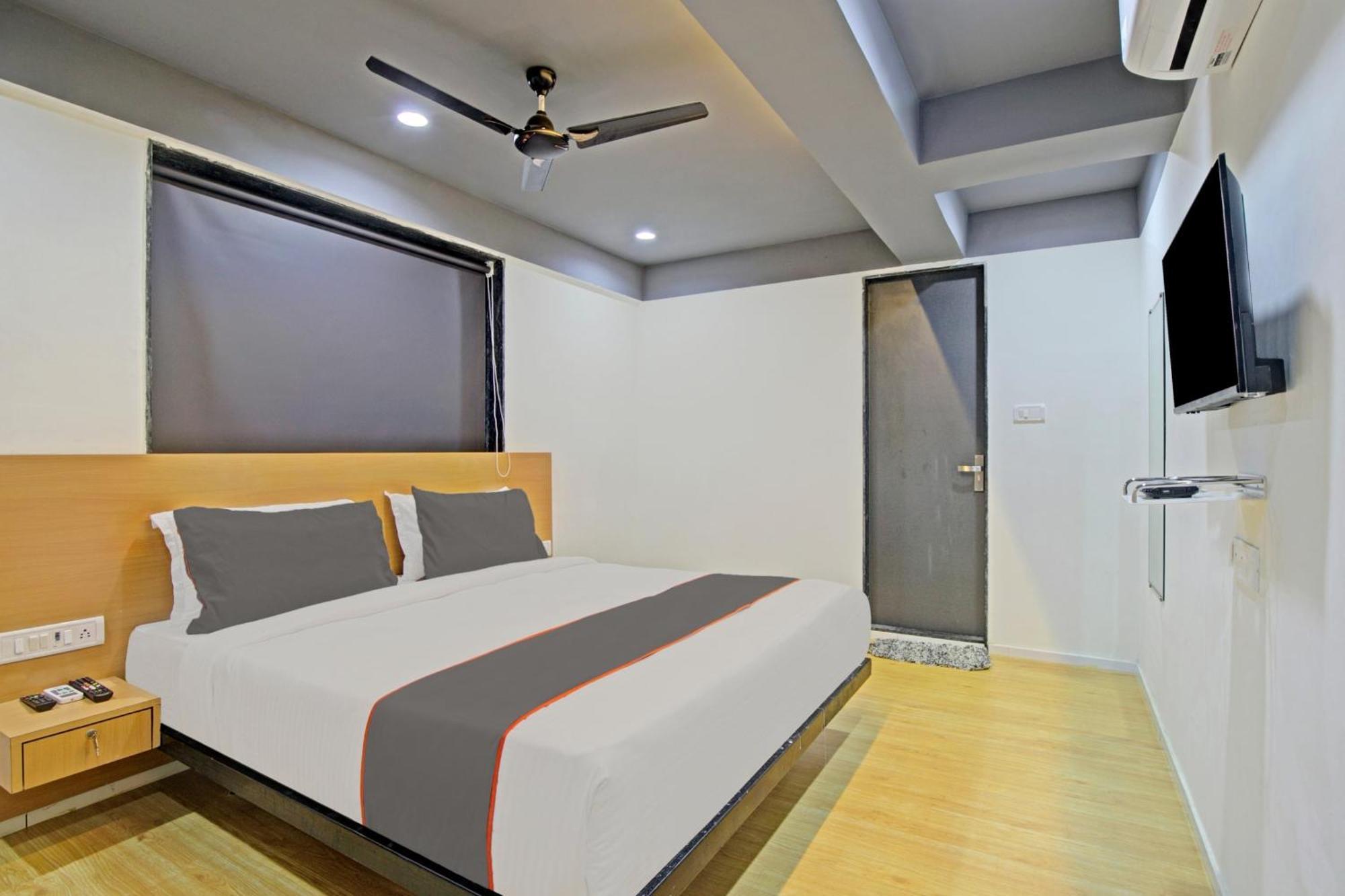 Collection O De'Pearl Hotel 苏拉特 外观 照片